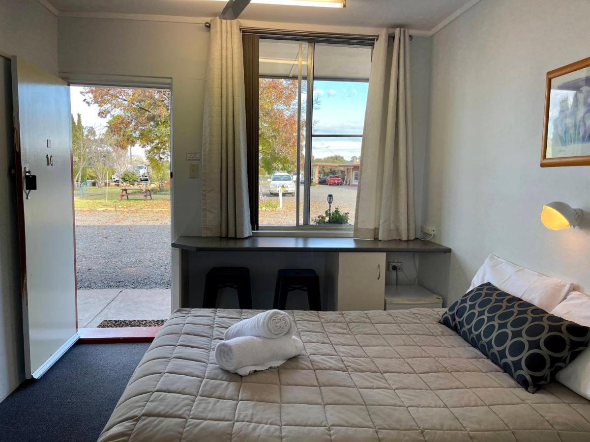Quirindi Sunflower Motor Inn Экстерьер фото