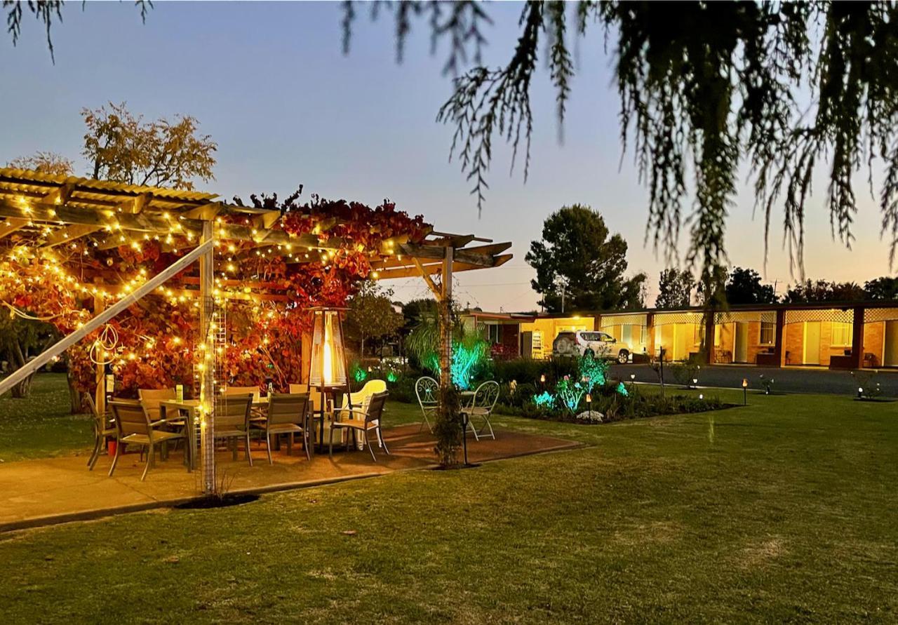 Quirindi Sunflower Motor Inn Экстерьер фото