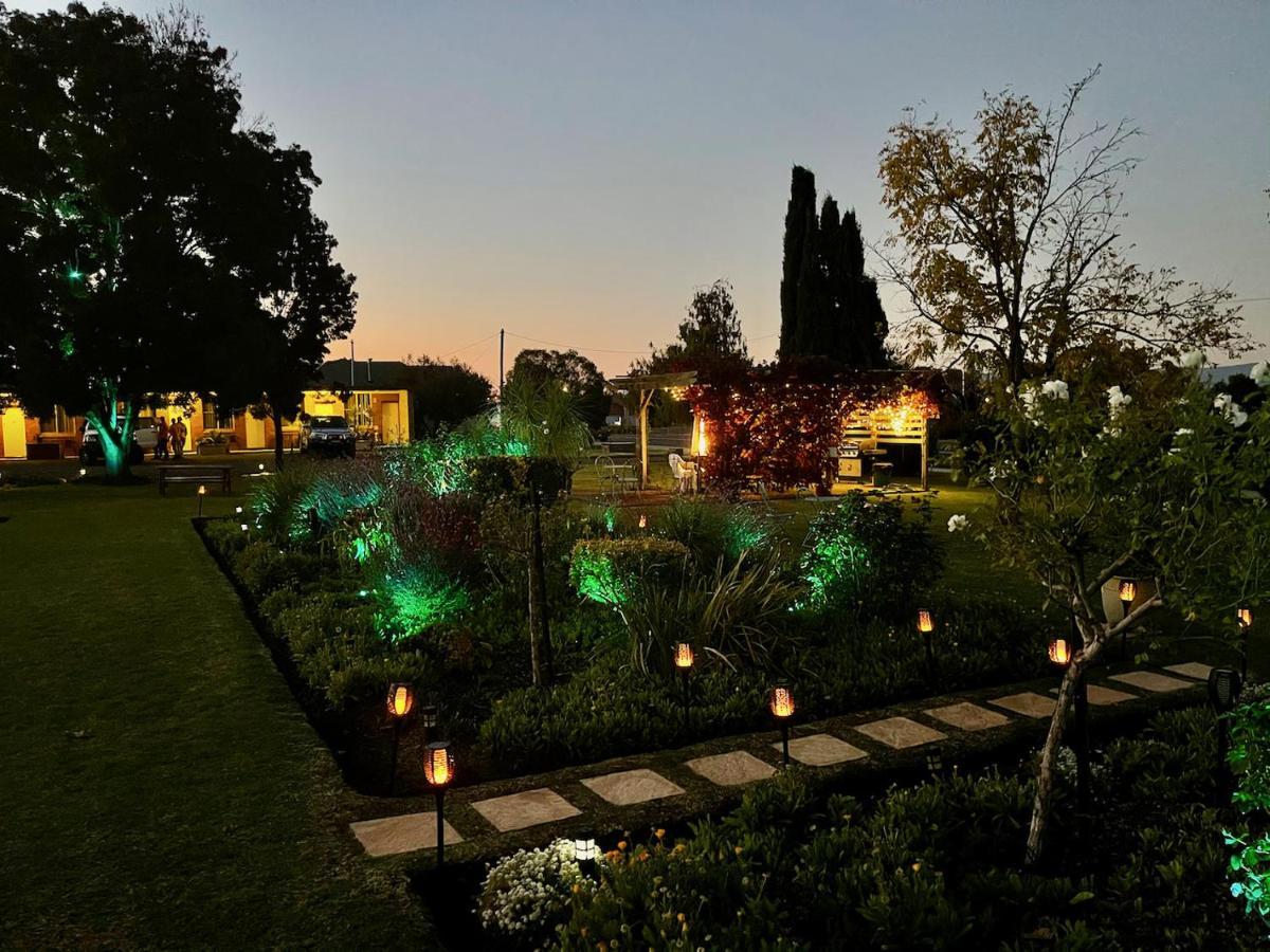 Quirindi Sunflower Motor Inn Экстерьер фото