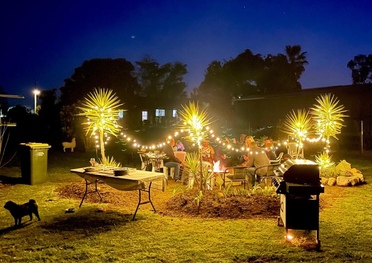 Quirindi Sunflower Motor Inn Экстерьер фото