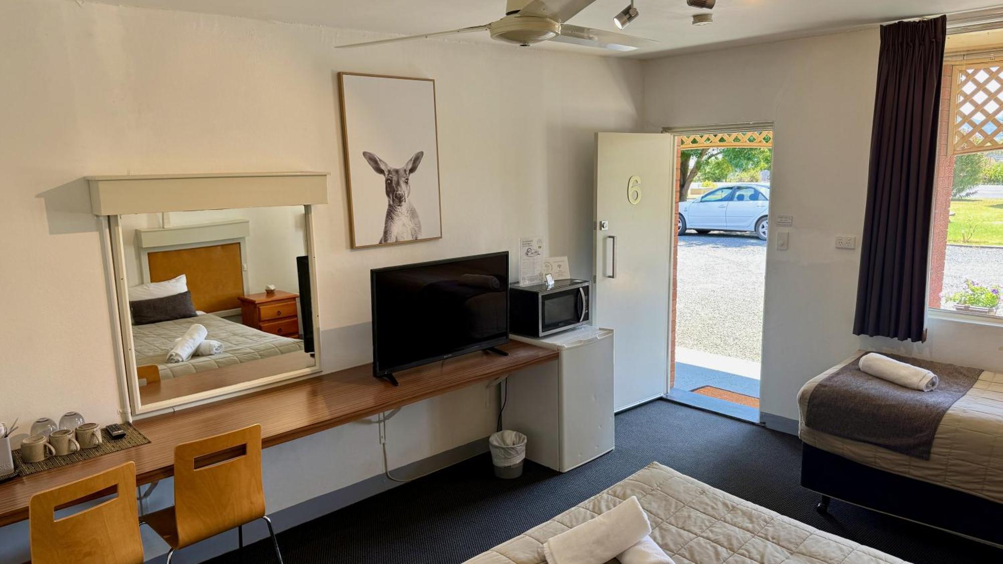 Quirindi Sunflower Motor Inn Экстерьер фото